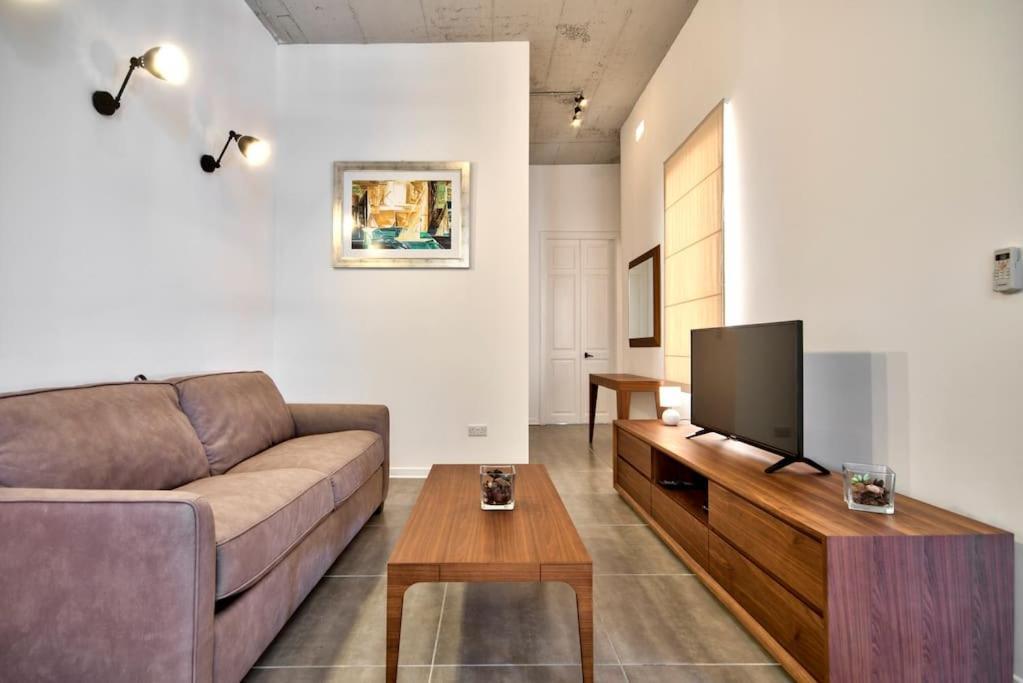 Vallettastay - Harbor View Gem -Sea View 2 Bed Apt Luaran gambar